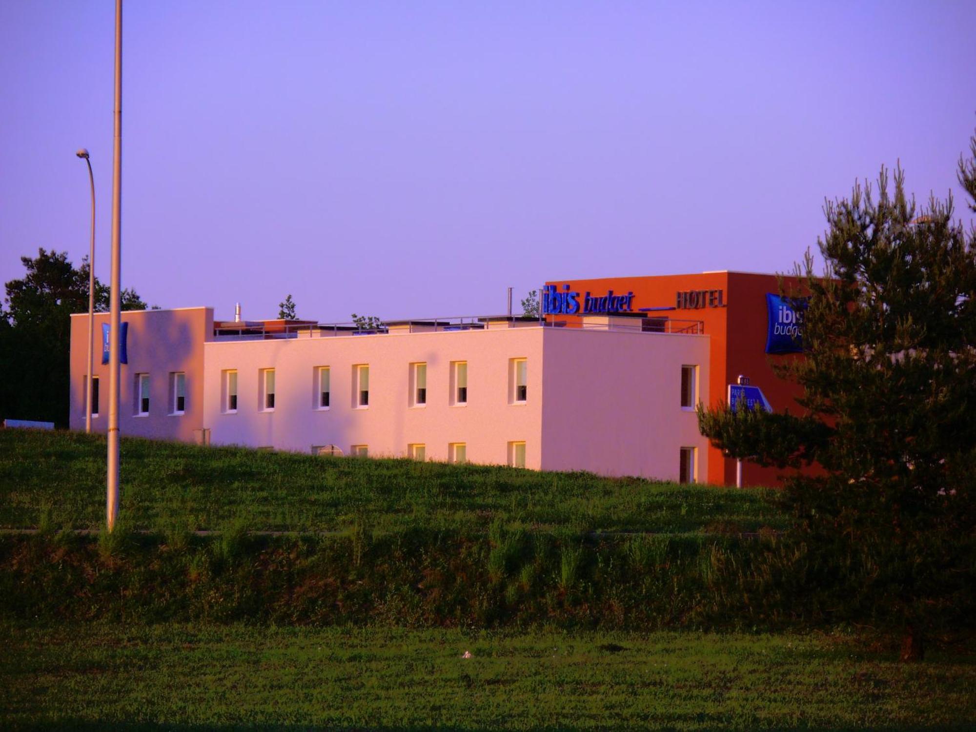 Ibis Budget Romorantin Екстериор снимка