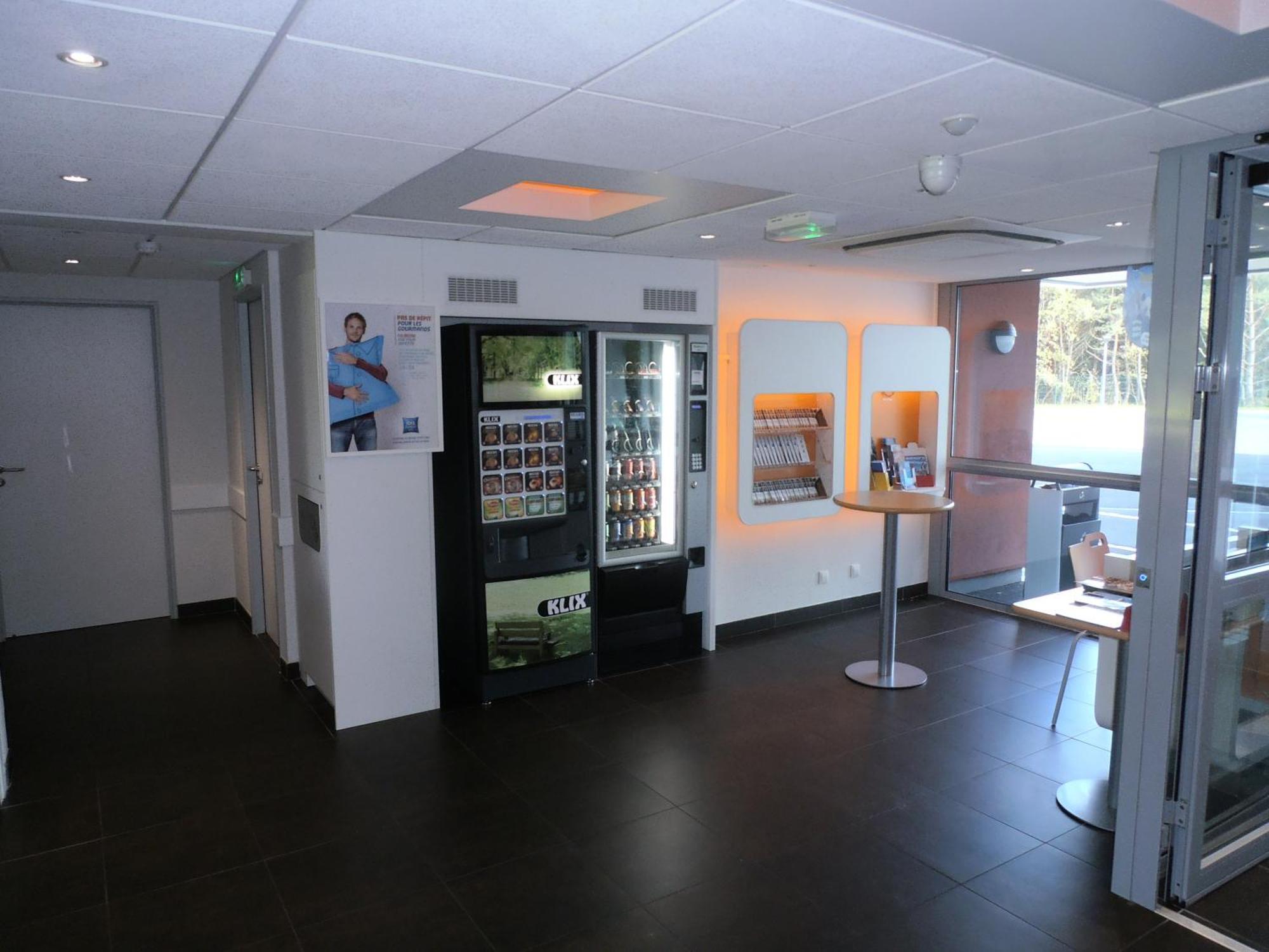 Ibis Budget Romorantin Екстериор снимка