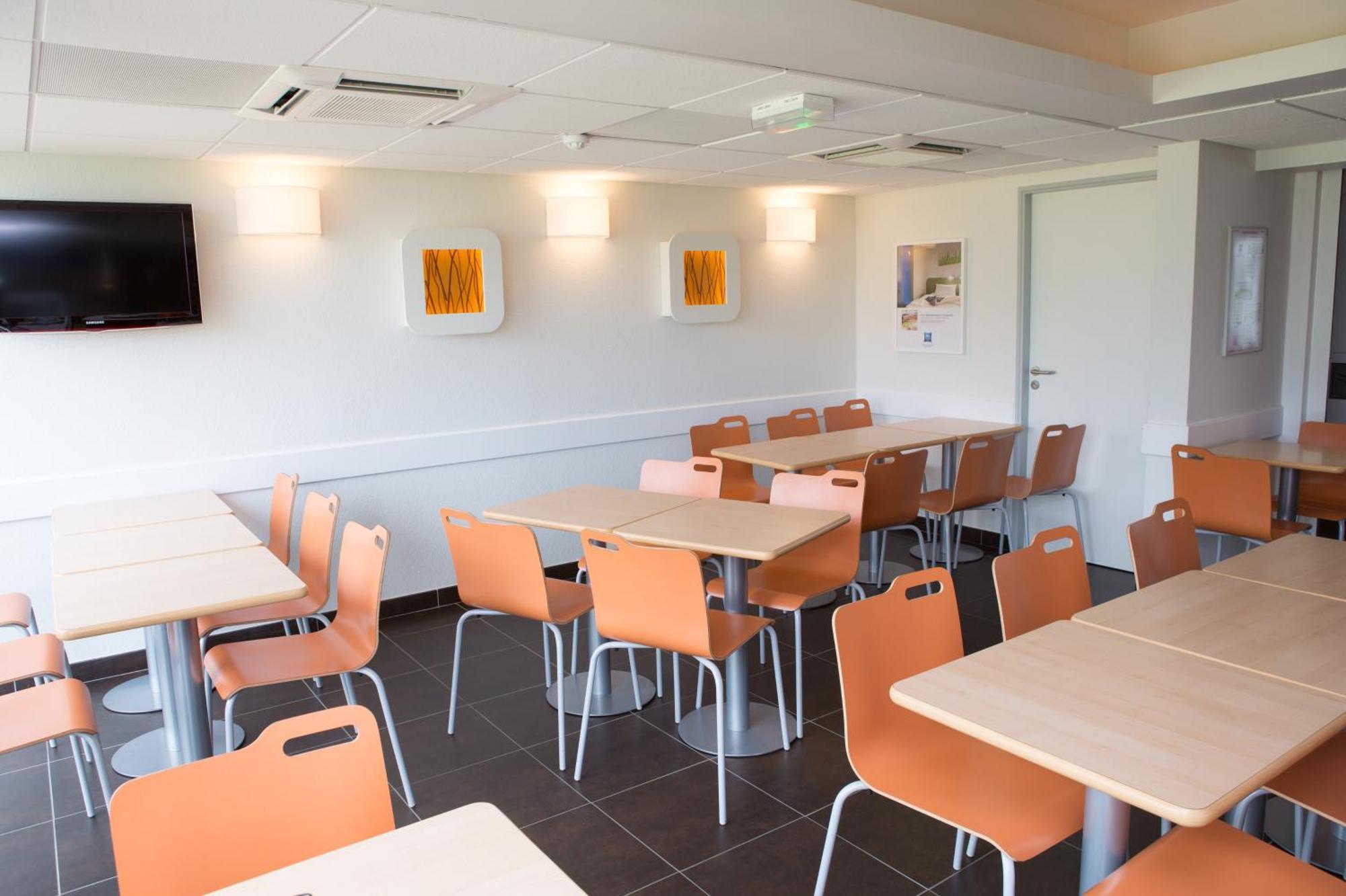 Ibis Budget Romorantin Екстериор снимка