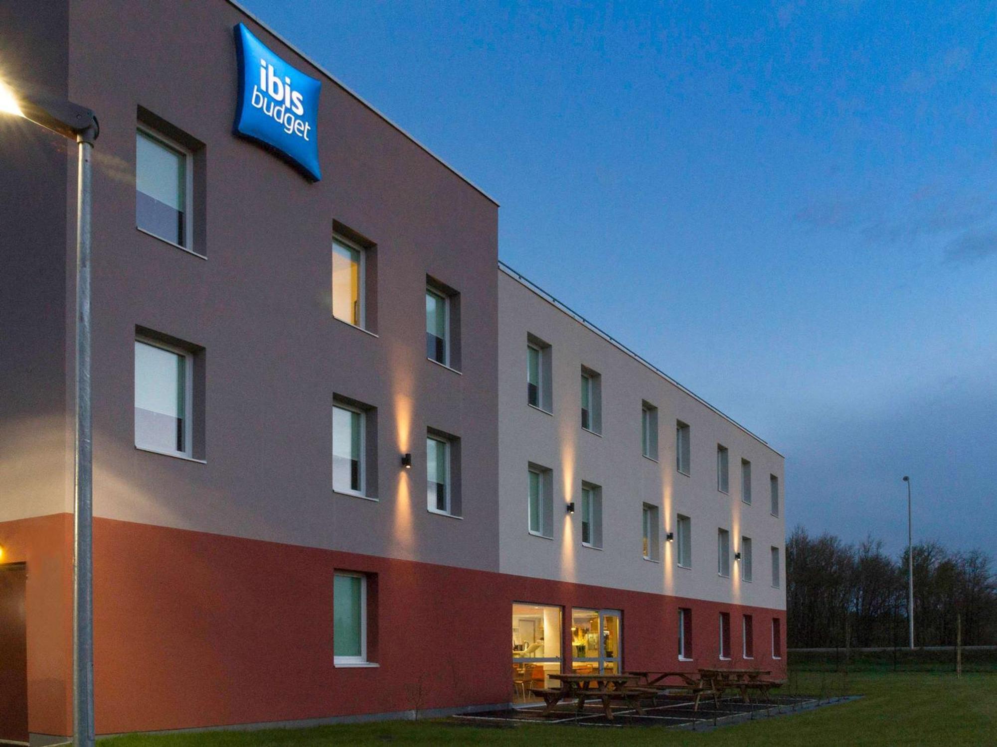 Ibis Budget Romorantin Екстериор снимка